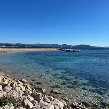 Les 3 Lumieres 8-10 Personnes, Clim, Piscine A Proximite Des Plages * La Ciotat